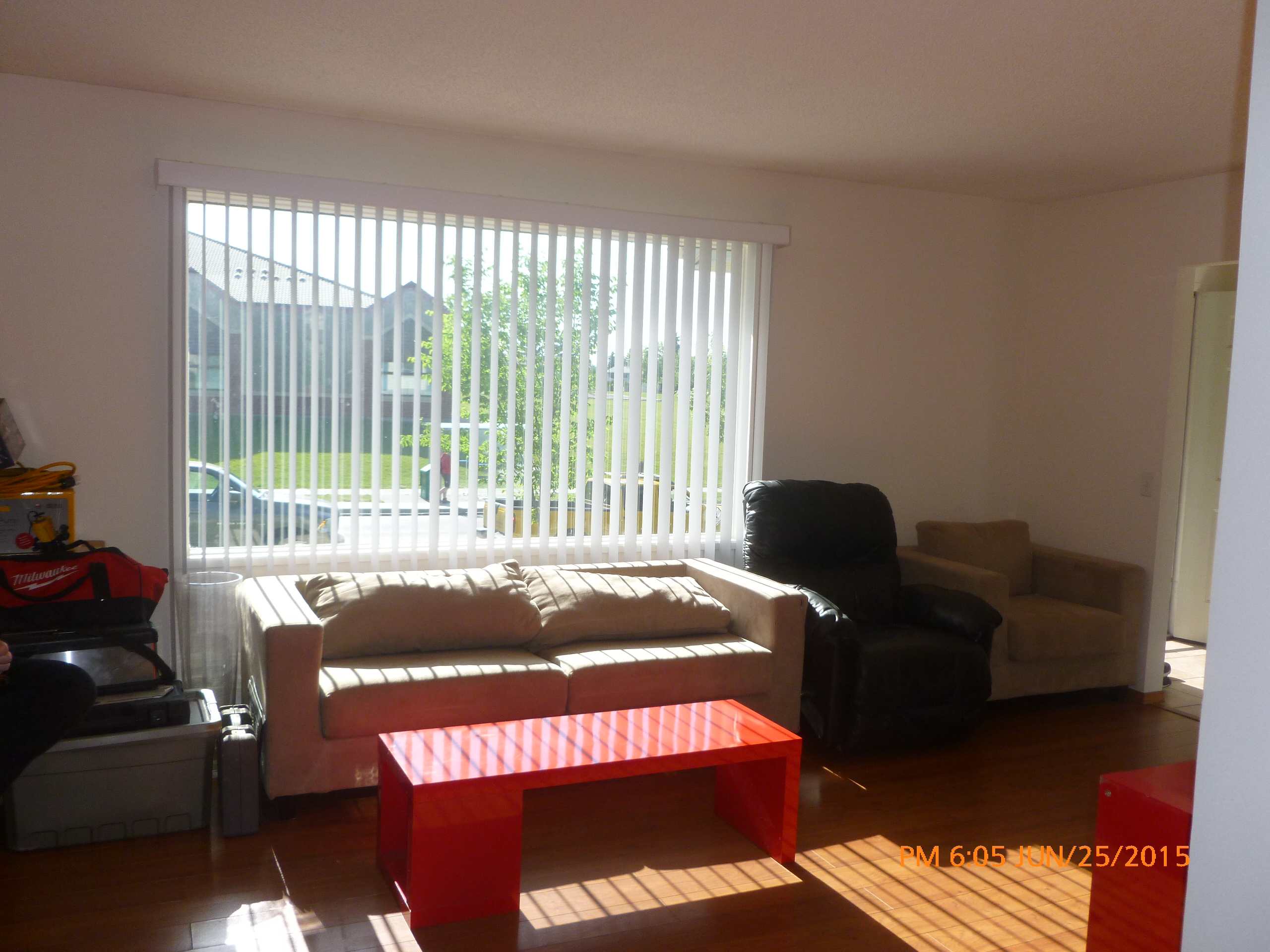 Cozy & Updated 2 Bedroom Lower Suite in Dover